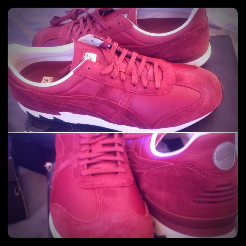 SOLD....New, Onitsuka Tiger sz.10.5 M /12W